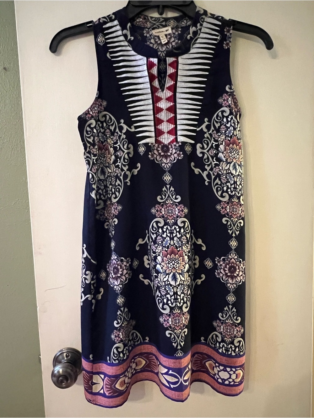 Monteau Girl Boho Shift Embroidered Sleeveless Dress Size 10 Medium M Aztec